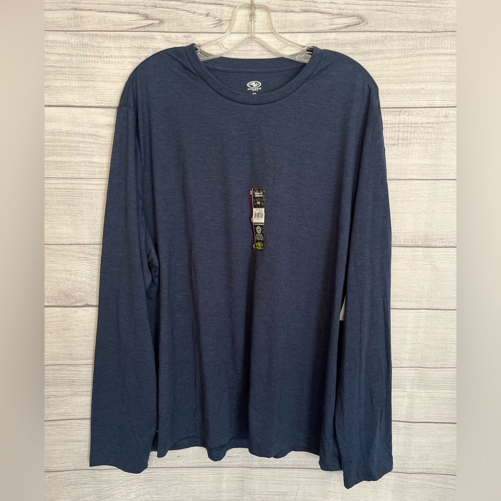 Athletic Works | NWT Men's Navy Long Sleeve Tee